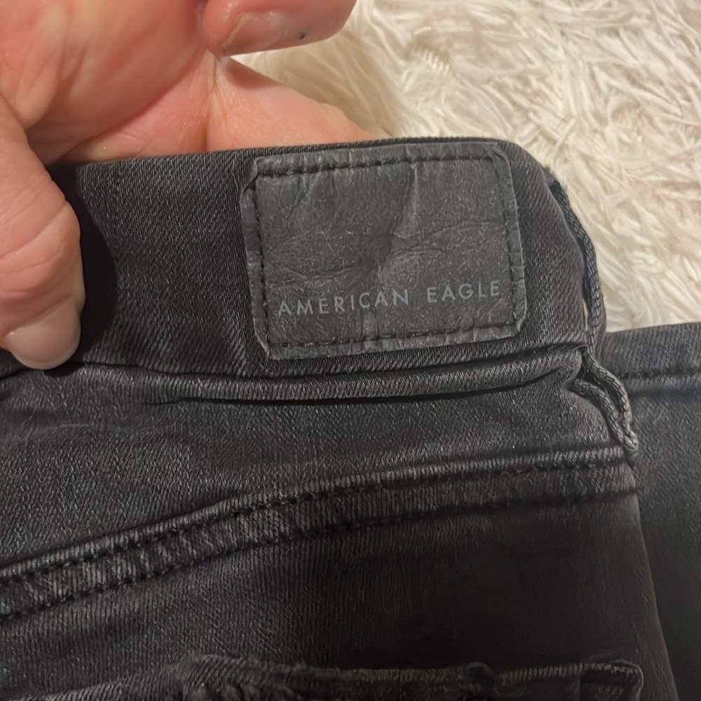AE Size 0S Black Distressed Denimn - Picture 7 of 7
